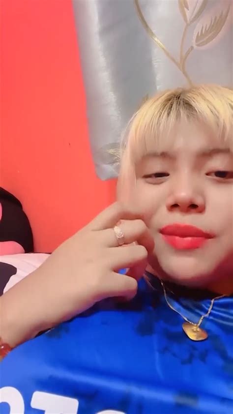 xmue lover|Xmue Xmue ပေါင်းချုပ် Paid Group ထဲဘာတွေတင်လဲဆိုတော့ .